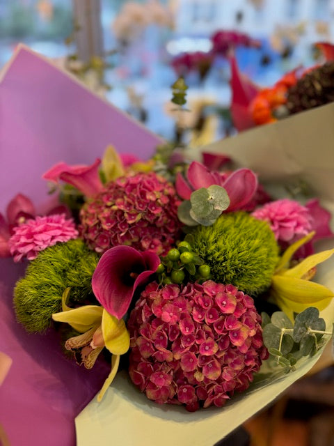 
                    
                      Antique hydrangea dahlia and calla lily lush bouquet – Jerome Florists NYC 
                    
                  